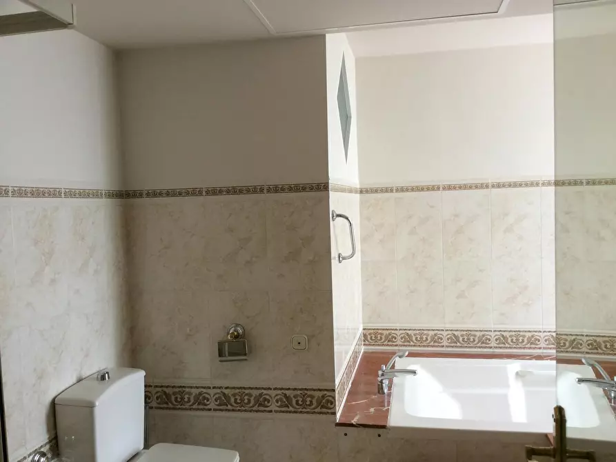 Immagine 2 di Appartamento in affitto  in Calle Muelle Ribera a Marbella