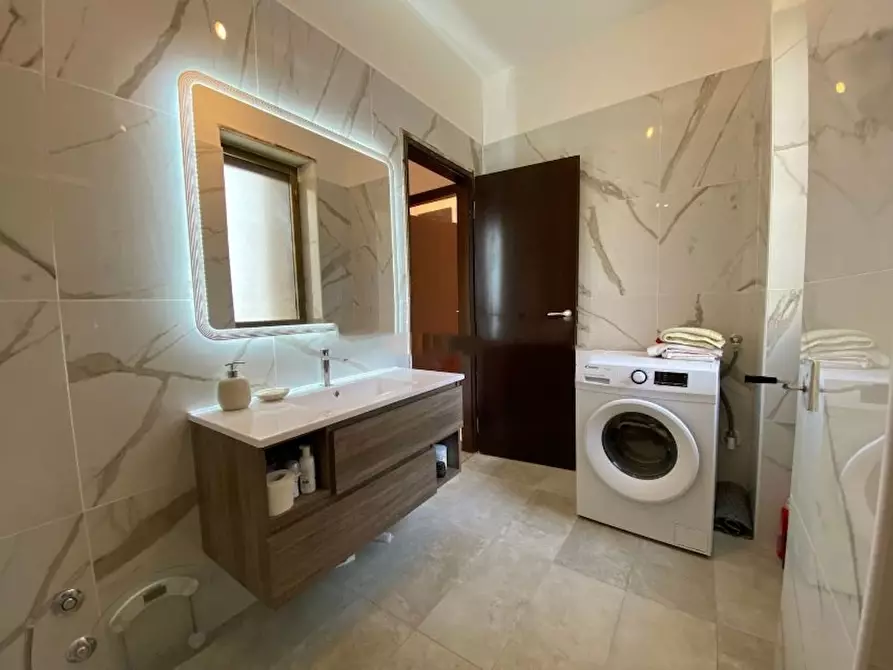 Immagine 6 di Camera in affitto  in Via del Progresso a Milano