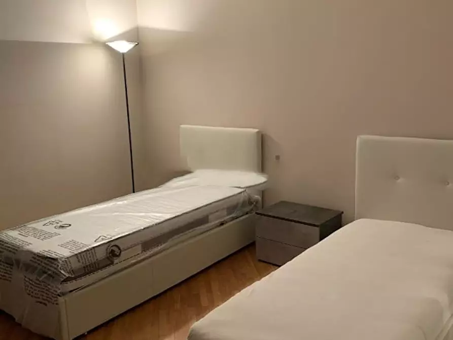Immagine 10 di Camera in affitto  in Via del Progresso a Milano