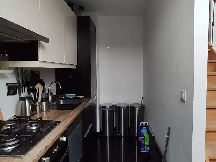 Immagine 5 di Appartamento in affitto  in Rue du Trône a Ixelles