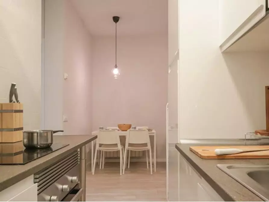 Immagine 5 di Appartamento in affitto  in Calle de Enrique Trompeta a Madrid