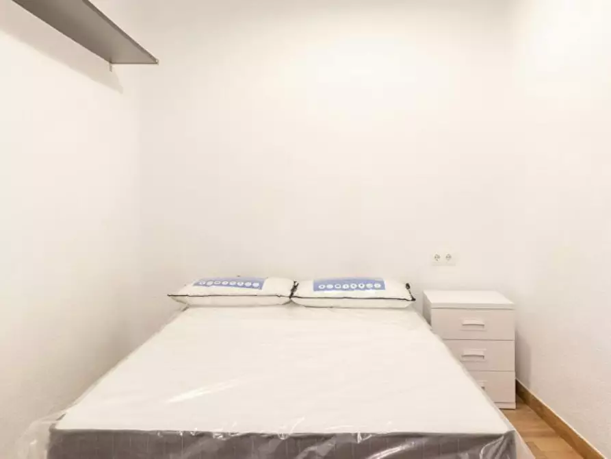 Immagine 10 di Appartamento in affitto  in Calle del Olivar a Madrid