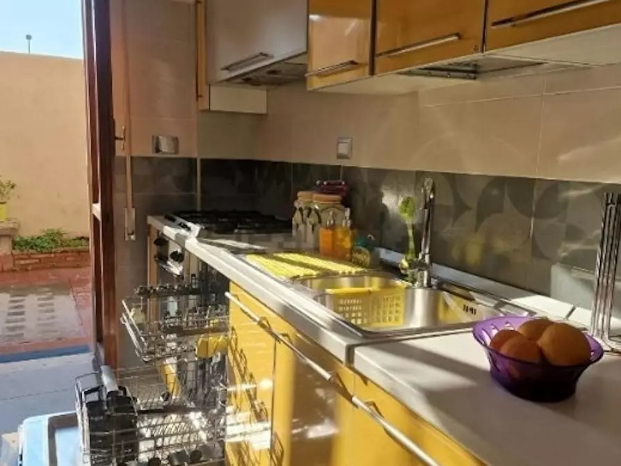 Immagine 5 di Camera in affitto  in Via Francesco De Pinedo a Ciampino