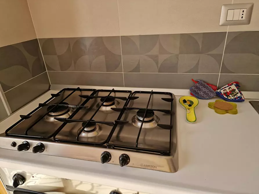 Immagine 9 di Camera in affitto  in Via Francesco De Pinedo a Ciampino