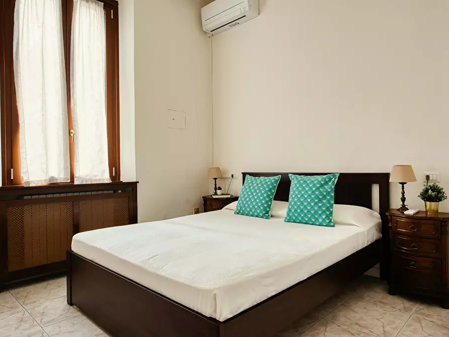 Immagine 1 di Appartamento in affitto  in Via Lipari a Milano