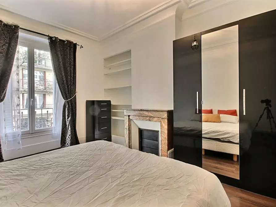 Immagine 10 di Appartamento in affitto  in Rue Dutot a Paris