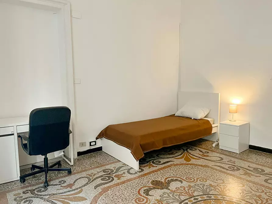 Immagine 2 di Camera in affitto  in Via Caffaro a Genova