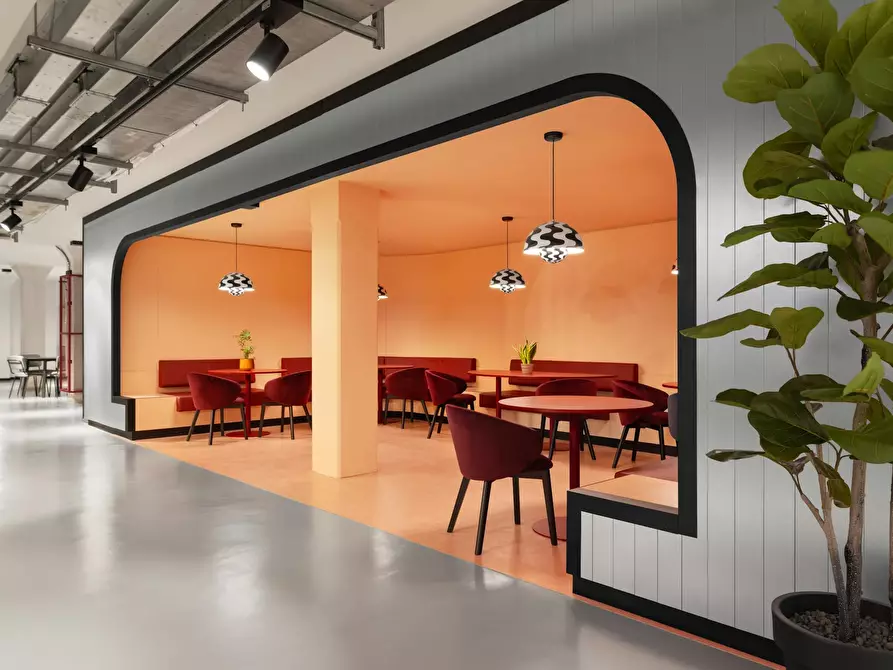 Immagine 5 di Camera in affitto  in Viale Giovanni Suzzani a Milano