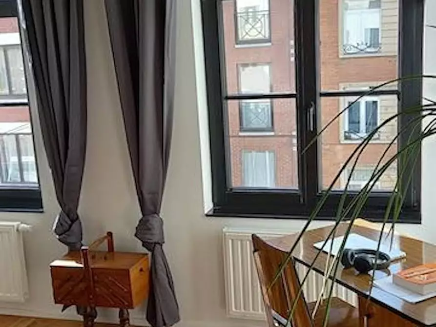 Immagine 3 di Appartamento in affitto  in Rue Haute a Bruxelles