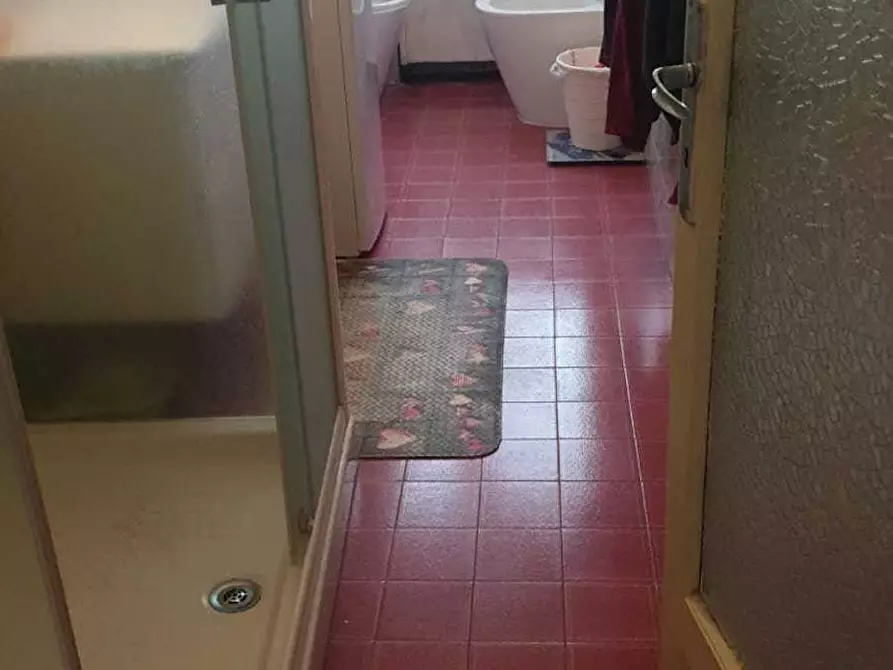 Immagine 8 di Camera in affitto  in Via Luca della Robbia a Bologna