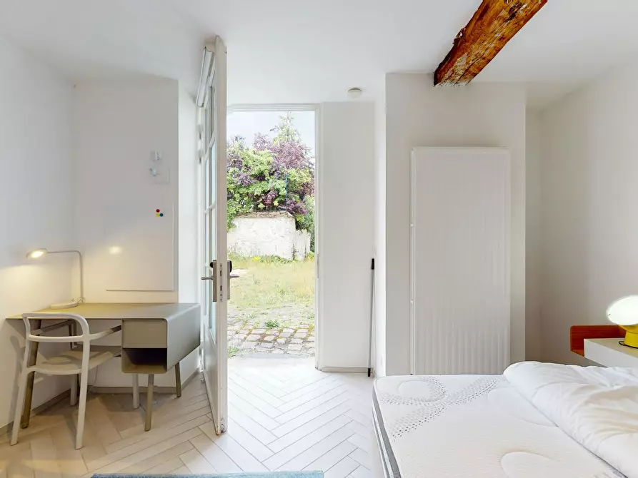 Immagine 4 di Camera in affitto  in Rue Royale a Fontainebleau