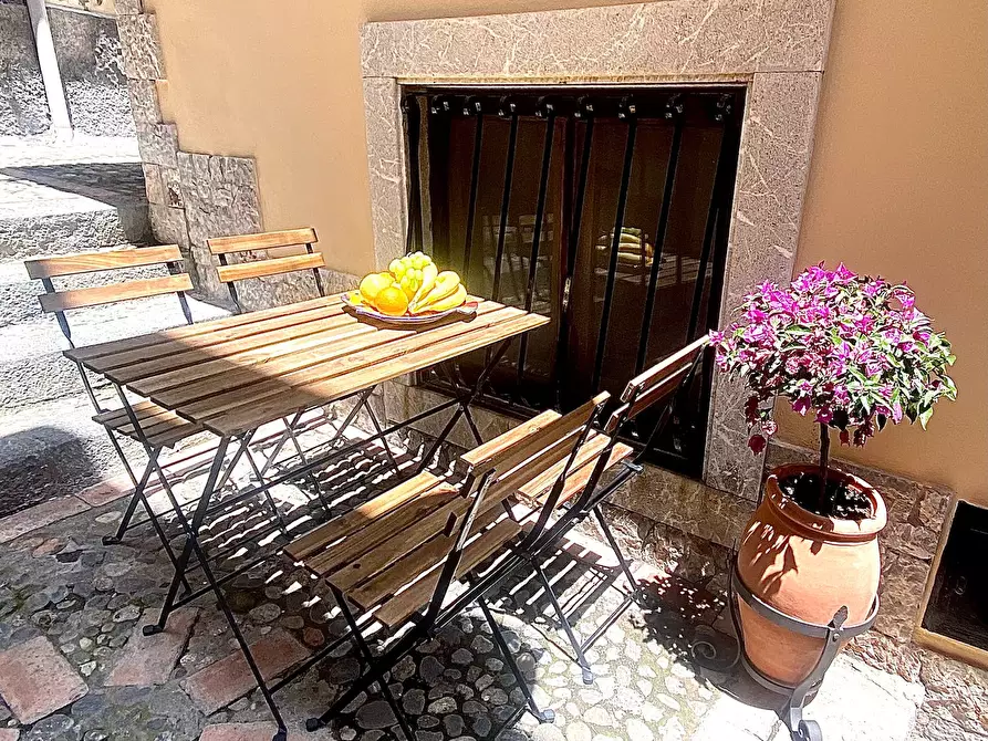 Immagine 3 di Appartamento in affitto  in Vico Caio Verre a Taormina