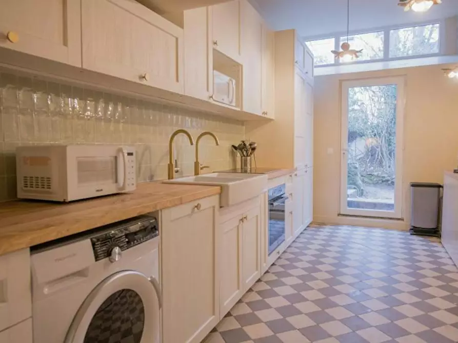 Immagine 5 di Camera in affitto  in Passage du Monténégro a Paris