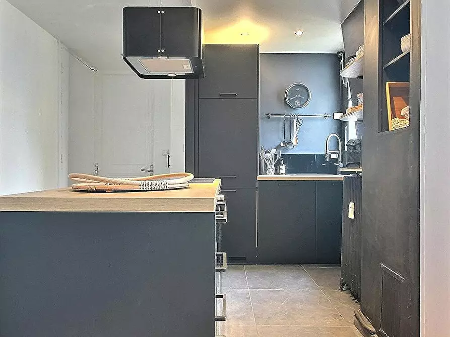 Immagine 10 di Appartamento in affitto  in Rue Gaston Couté a Paris 18