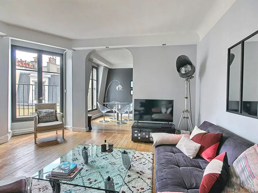 Immagine 1 di Appartamento in affitto  in Rue Gaston Couté a Paris 18