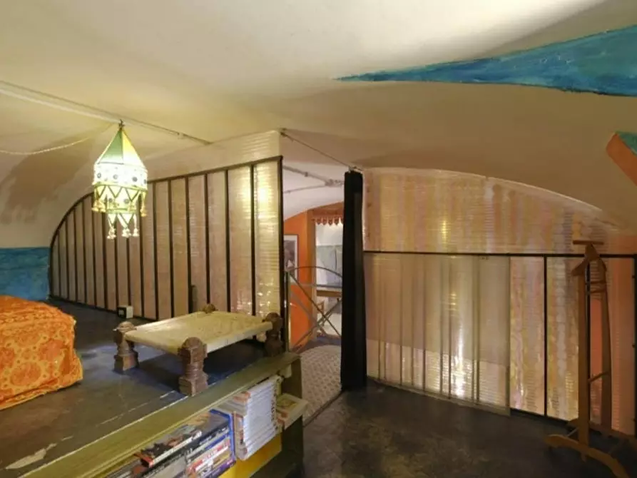 Immagine 4 di Camera in affitto  in Via Benaco a Roma