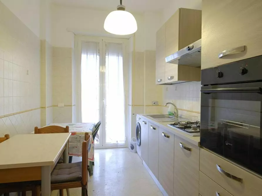 Immagine 3 di Camera in affitto  in Viale Guglielmo Marconi a Roma