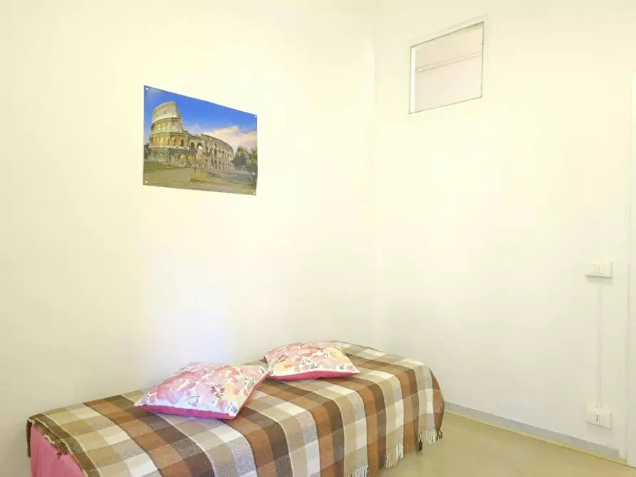 Immagine 2 di Camera in affitto  in Viale Giulio Cesare a Roma