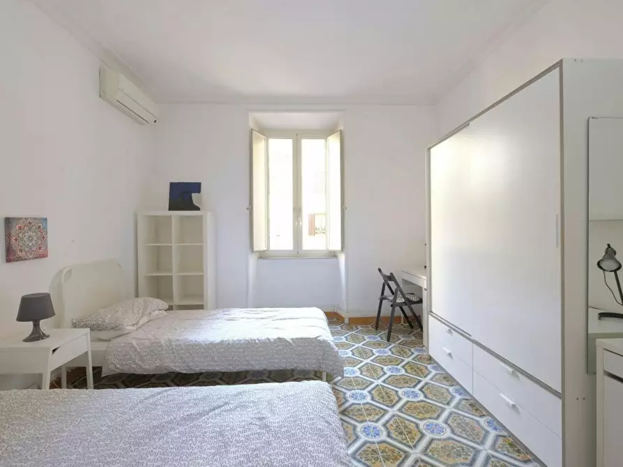 Immagine 3 di Camera in affitto  in Via Camilla a Roma