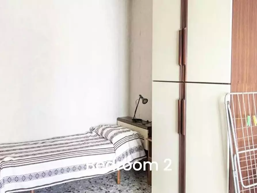 Immagine 5 di Camera in affitto  in Via di Val Tellina a Roma