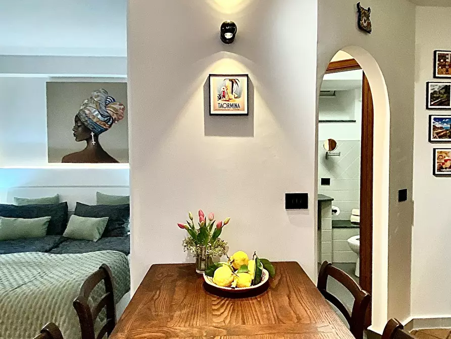 Immagine 3 di Appartamento in affitto  in Vico Caio Verre a Taormina