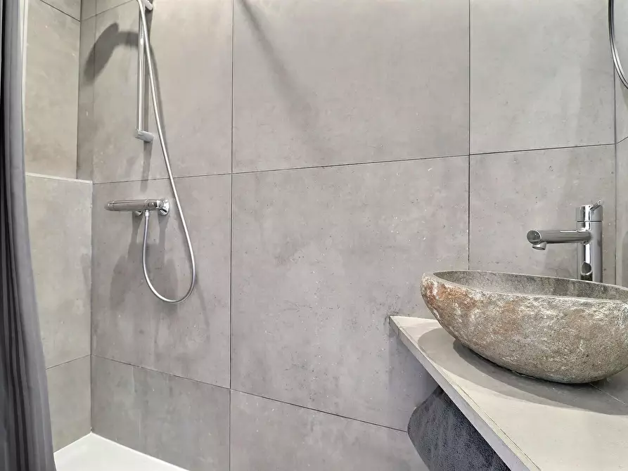 Immagine 10 di Appartamento in affitto  in Rue de Vaugirard a Paris