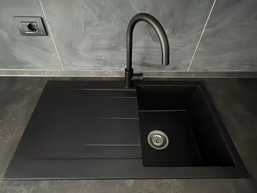 Immagine 8 di Camera in affitto  in Via Gioacchino Quarello a Torino