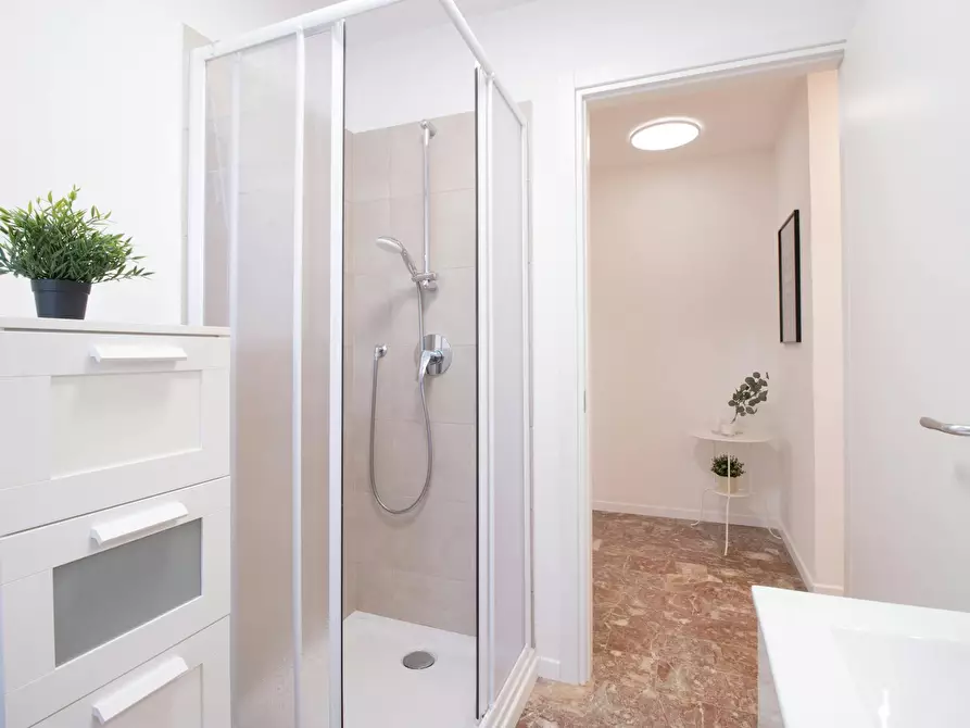 Immagine 6 di Camera in affitto  in Via Firenze a Vicenza