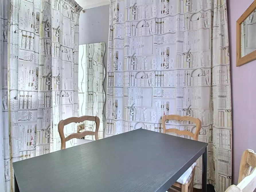 Immagine 7 di Appartamento in affitto  in Rue Baron a Paris 17