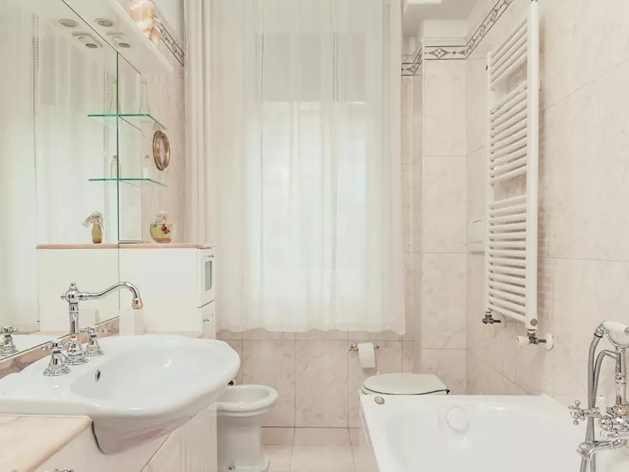 Immagine 10 di Appartamento in affitto  in Via degli Orti a Bologna