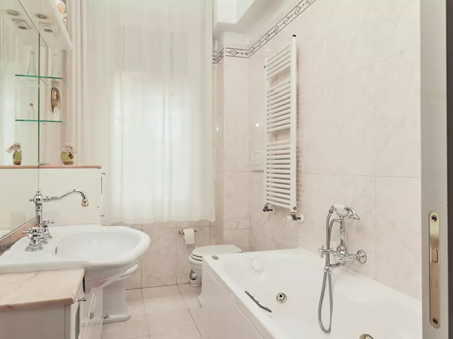 Immagine 9 di Appartamento in affitto  in Via degli Orti a Bologna