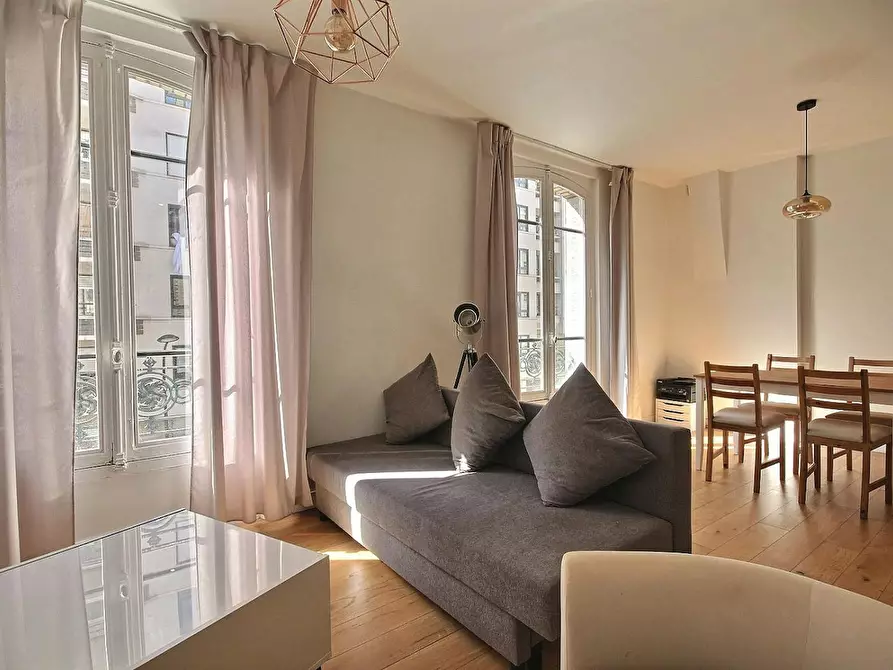 Immagine 4 di Appartamento in affitto  in Rue Archereau a Paris