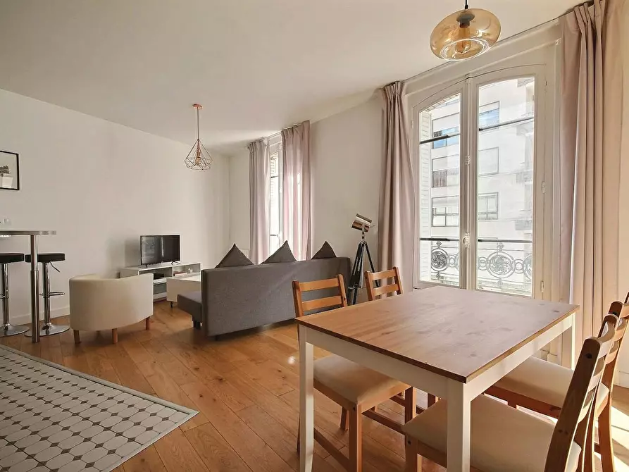 Immagine 1 di Appartamento in affitto  in Rue Archereau a Paris
