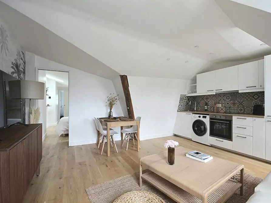 Immagine 5 di Appartamento in affitto  in Rue du Temple a Paris