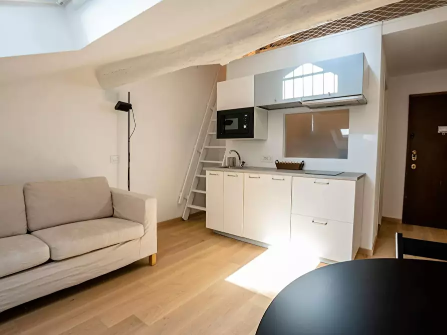 Immagine 1 di Appartamento in affitto  in Viale Bligny a Milano