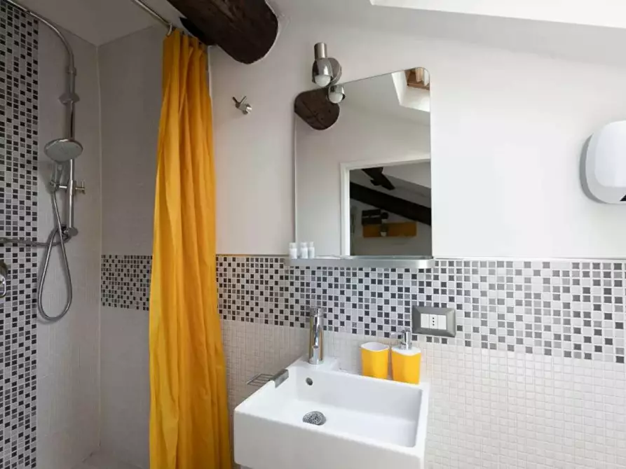 Immagine 10 di Appartamento in affitto  in Via Donato Bramante a Milano