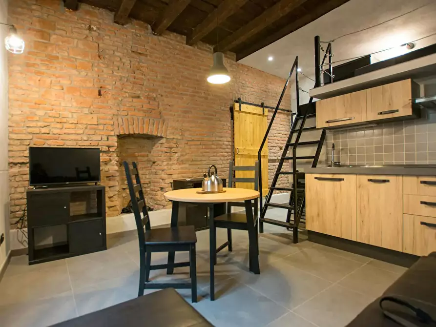 Immagine 1 di Appartamento in affitto  in Viale Bligny a Milano