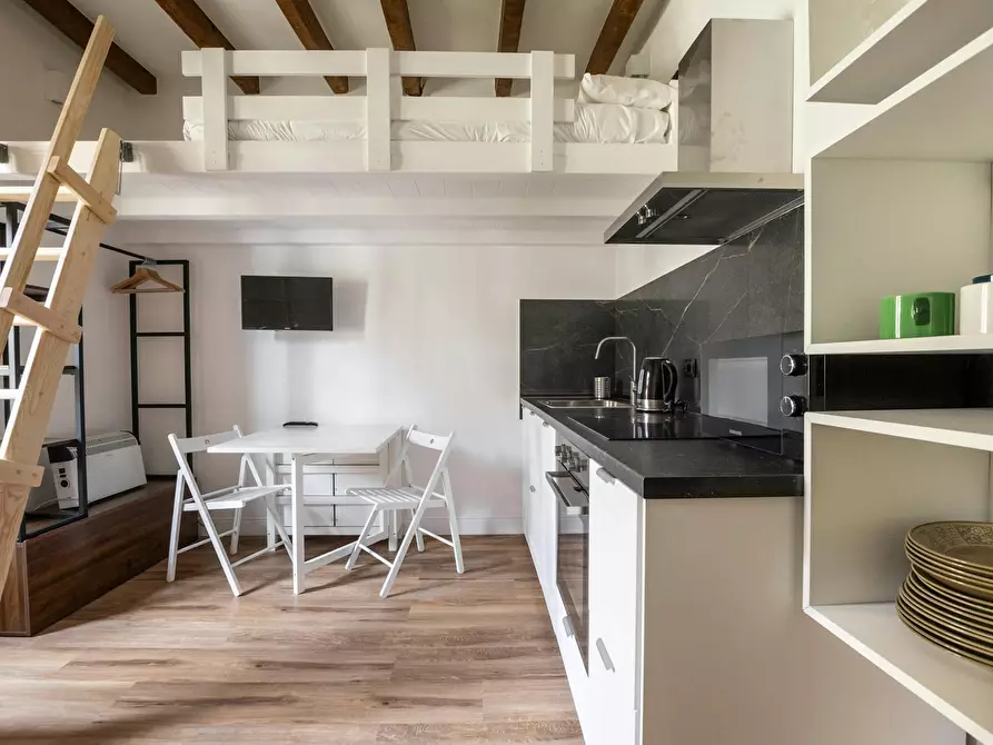 Immagine 1 di Appartamento in affitto  in Viale Bligny a Milano