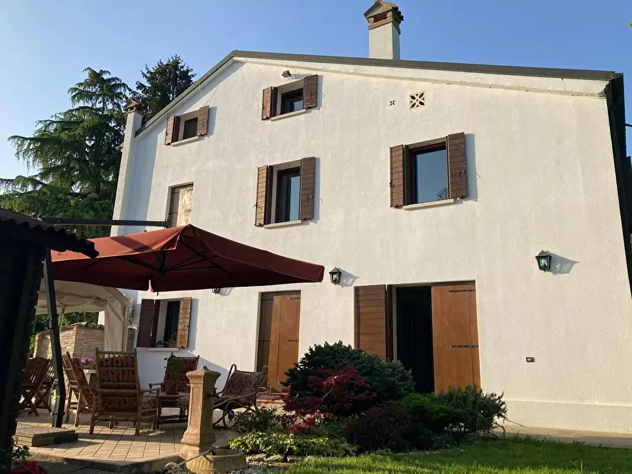 Immagine 2 di Camera in affitto  in Via Decorati al Valore Civile a Padova