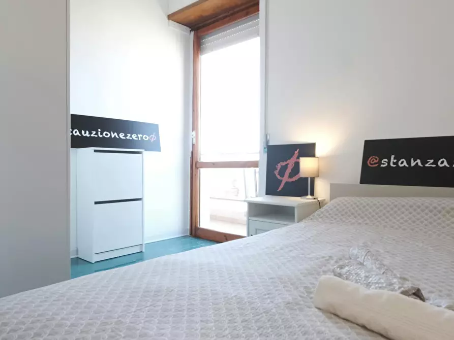 Immagine 3 di Camera in affitto  in Via Savoia a Sassari