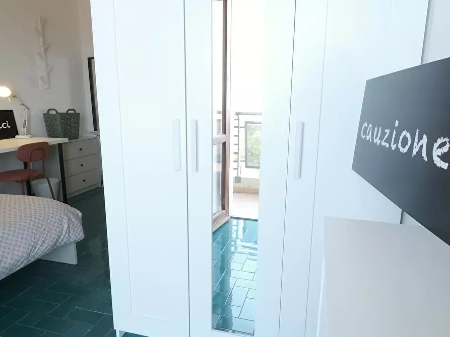 Immagine 6 di Camera in affitto  in Via Savoia a Sassari