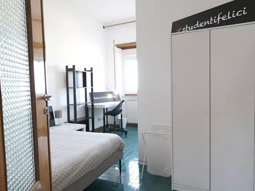 Immagine 6 di Camera in affitto  in Via Savoia a Sassari