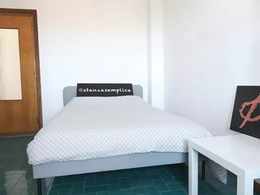 Immagine 2 di Camera in affitto  in Via Savoia a Sassari