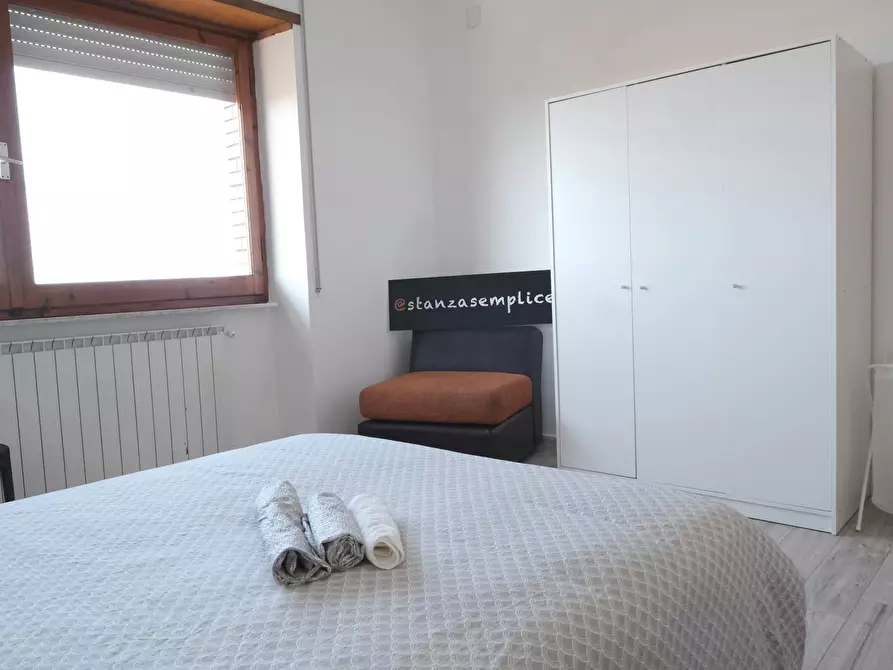 Immagine 6 di Camera in affitto  in Via Savoia a Sassari