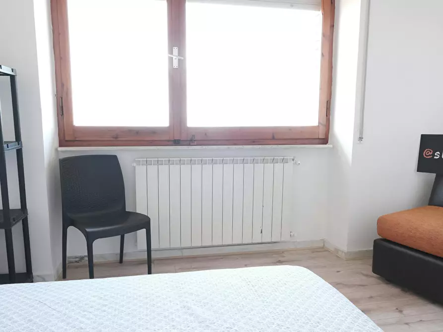 Immagine 3 di Camera in affitto  in Via Savoia a Sassari