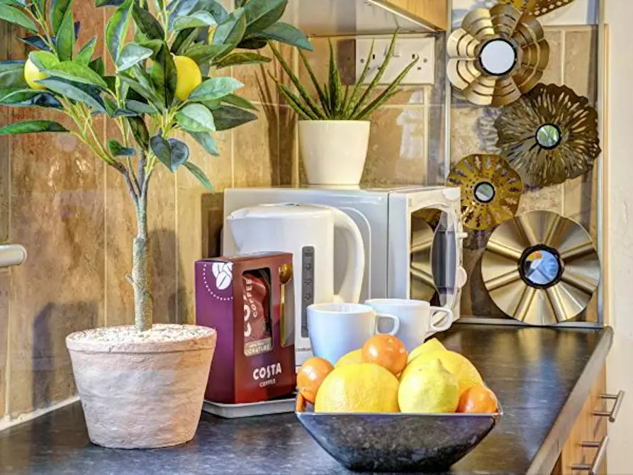 Immagine 4 di Casa indipendente in affitto  in Newcombe Road a 