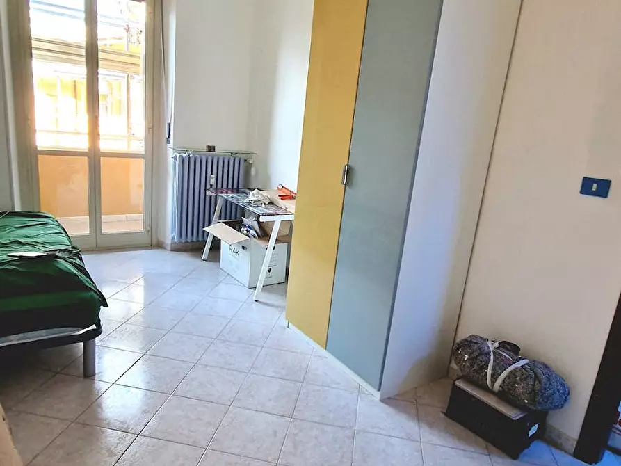 Immagine 3 di Camera in affitto  in Via Revello a Torino