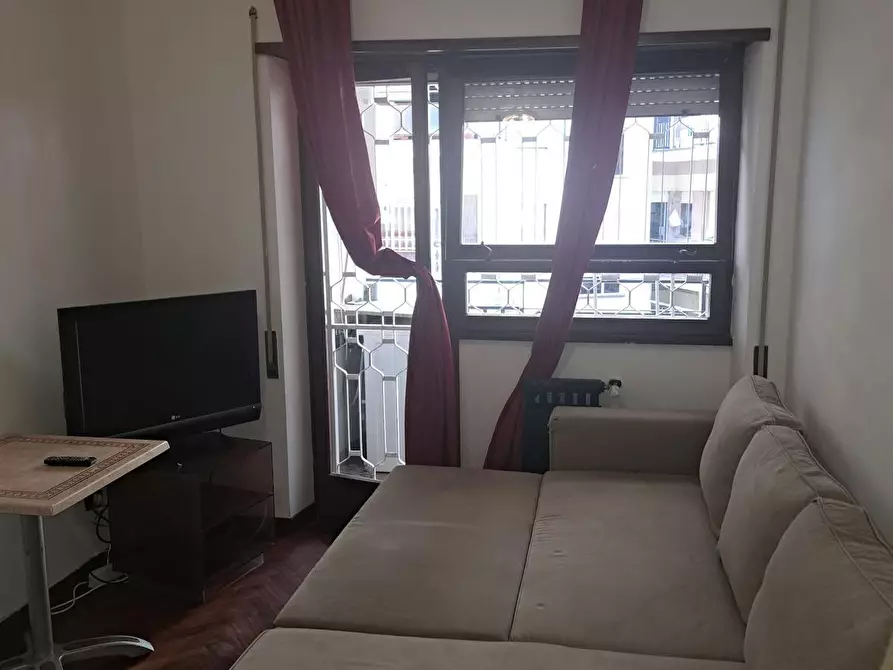 Immagine 3 di Appartamento in affitto  in Via Luigi Mancinelli a Roma