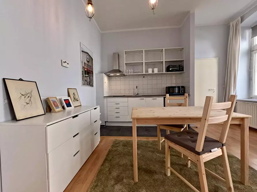 Immagine 6 di Appartamento in affitto  in Anklamer Straße a Berlin
