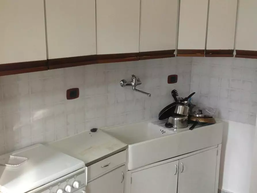 Immagine 3 di Camera in affitto  in Viale dell'Annunziata a Terni